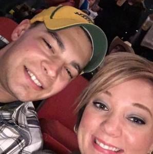 Meet your Posher, Casey